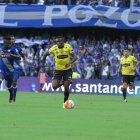 El exjugador de Emelec, Carlos Moreno, fue sancionado en 2017 por actuar con documentos adulterados.