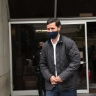 Pablo Encalada, abogado de Zevallos, llegó la mañana de ayer a la Fiscalía. 

Agencia (ag-extra ag-expreso ag-quito)