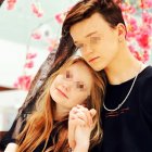 Los dos instagramers continúan su relación pese a la preocupación de las autoridades ucranianas.