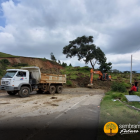 Obras para abrir una variante de un carril en la carretera entre dos importantes ciudades del Austro.