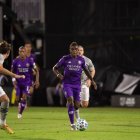 El ecuatoriano Jhegson Méndez se destaca como volante de Orlando City.