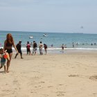 Las playas de Santa Elena podrían ser cerradas en Semana Santa.