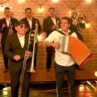 La agrupación con la que grabó Arauz es la perteneciente a Miguel Ángel Luzuriaga, hijo del exlíder Medardo Luzuriaga.