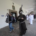 La imagen del Jesús del Gran Poder recorrió por los pasillos del convento San Francisco.