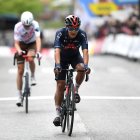 Richard Carapaz tuvo una jornada accidentada en la Vuelta al País Vasco.