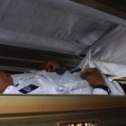 El político que se metió en el cofre mortuorio