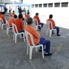 En los centros penitenciarios hubo en esta ocasión menos personas para el voto de los privados de la libertad.