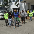 Los sospechosos fueron puestos a órdenes de las autoridades.