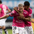 El argentino Cristian Ortiz celebra uno de sus goles.
