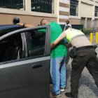 El operativo que realiza la Policía Nacional realiza en la mañana del jueves 15 de abril alrededor del Mercado Central.