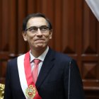 El Congreso de Perú aprobó el viernes la sanción, tras someter a Vizcarra a un juicio político.