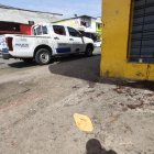 Un hombre fue baleado en el sur de Guayaquil. Los asesinos llegaron en un  vehículo sin placas.