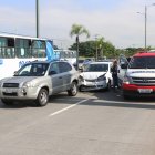 Un triple accidente de tránsito sucedió en la autopista Terminal Terrestre Pascuales.