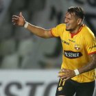 Carlos Garcés la figura de Barcelona en el debut de la Copa Libertadores.