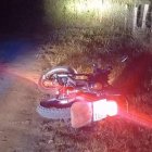 En esta moto se movilizaban los hermanos Villegas cuando fueron baleados.