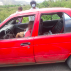 La pareja fue encontrada muerta dentro de este vehículo estacionado en una vía solitaria.
