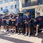 Jhonatan Narváez (i) está listo para afrontar su tercer Giro tras superar una fractura en la muñeca.