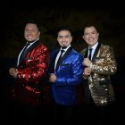 Jorge Aguirre patentó los uniformes tricolores. Hoy son exclusivos de su trío.