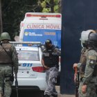 En las cárceles permanece custodia militar en los exteriores.