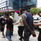 Los individuos fueron llevados al cuartel Modelo para confirmar sus identidades.