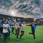 La cuanta de Twitter @BombilloPosting subió el montaje de Emelec con la Copa Libertadores 2022.