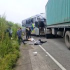 Drama, dolor y desesperación por la fuerte colisión en carretera de Cañar.