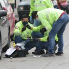 En el sitio del suceso se halló un arma de fuego, posiblemente del sospechoso.

PERIODISTA : ANNY BAZAN 

FECHA : 17/05/2021 

Agencia (ag-extra)