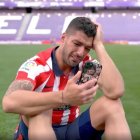 Luis Suárez se emocionó al hablar con su familia, luego de haber alcanzado el título de la Liga de España, con el Atlético de Madrid.