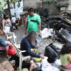 Cuatro niñas y una anciana fueron rescatadas de entre las llamas por sus familiares