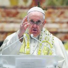 El Papa Francisco hizo un llamado para que los jóvenes unan su amor bajo el mandato de Dios.