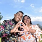 La música unió a madre e hijo. Bomba es el género que más les gusta.