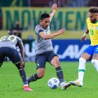 Ecuador se va al descanso con el marcador igualado (0-0) ante Brasil.