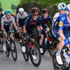 La Locomotora del Carchi (c) completó sin problemas la cuarta etapa del Tour de Suiza.