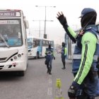 Transportación. Los buses empezaron a rodar de nuevo desde el jueves 3 de junio.