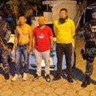 Los dos colombianos y el ecuatoriano capturados con drogas.
