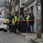 Los policías fueron baleados dentro de la patrulla en la que laboraban.