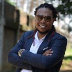 Harold Angulo Vencé nació el 3 de julio de 1982 en Buenaventura. Adoptó el nombre de Junior Jein para incursionar en la música.