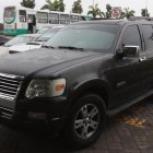 La policía los detuvo en el ingreso a una urbanización de la vía a Samborondón. Iban en este carro.QUISA DE ARMAS EN LA PENIENCIARIA DEL LITORAL 16 DE JUNIO DEL 2021