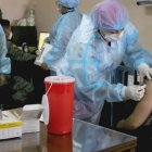 La vacunación es aceptada por unos y rechazada por otros en Ecuador.