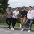 Frente a las críticas, ellos aseguran que nunca han dicho que son músicos, lo suyo es hacer comedia.