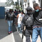 La Policía presentó a los sospechosos del crimen de la extranjera.