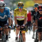 Tadej Pogacar (c) y Richard Carapaz (d) tendrán una dura batalla en la montaña.