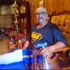 Por ahora, sus hijos le ‘meten  mano a la cocinada’. Pedidos para ayudarlo, al 0986926186.