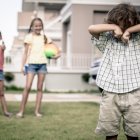 En estos casos es primordial que fomentes en tu hijo una alta autoestima.