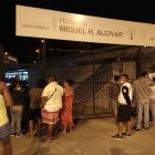 A más de los muertos, otras cinco personas resultaron heridas y fueron llevadas al hospital.