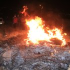 Luego de las pericias, el colchón donde quedó el cuerpo de la víctima fue quemado  por los propietarios del inmueble.