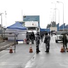 El centro penitenciario está resguardado con policías. En ocasiones llegan militares a colaborar.