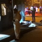 Agentes de Criminalística recogieron en el sitio del hecho unos seis casquillos de balas.