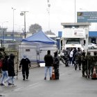 Los internos no saben si habrá una tregua o explotará la guerra en el CRS de Cotopaxi.