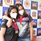 Pamela Dobronski de Toledo y Roberta Toledo, madre e hija con medallas, ocuparon los primeros lugares en la categoría standard.